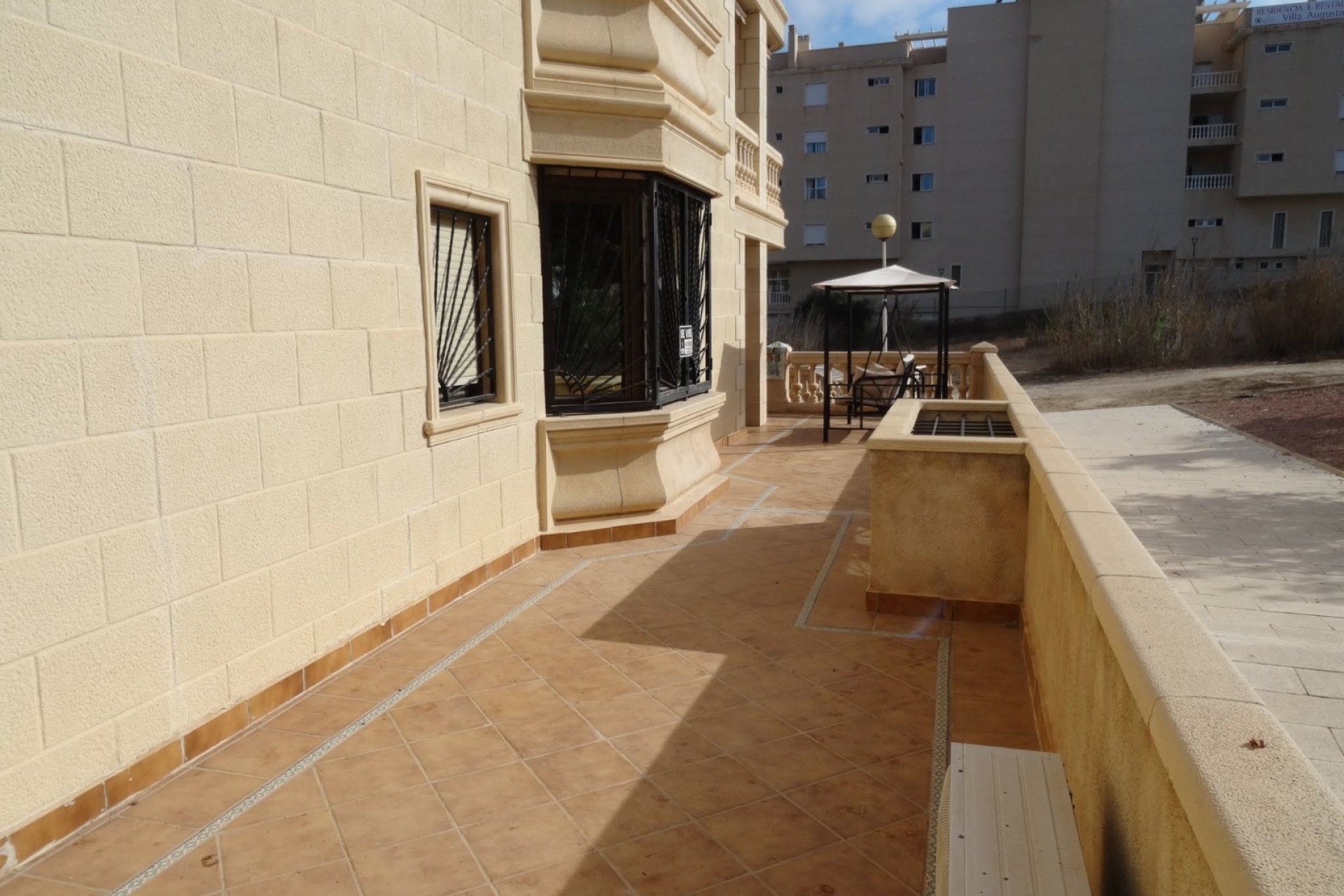 Resale - Apartment - Guardamar del Segura - El Moncayo