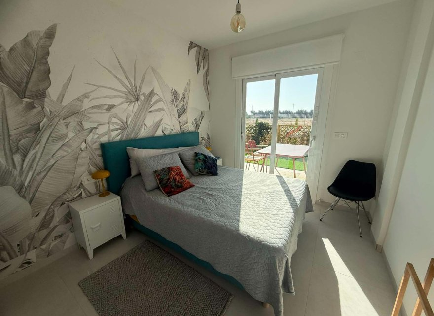 Resale - Apartment - Guardamar del Segura - El Raso