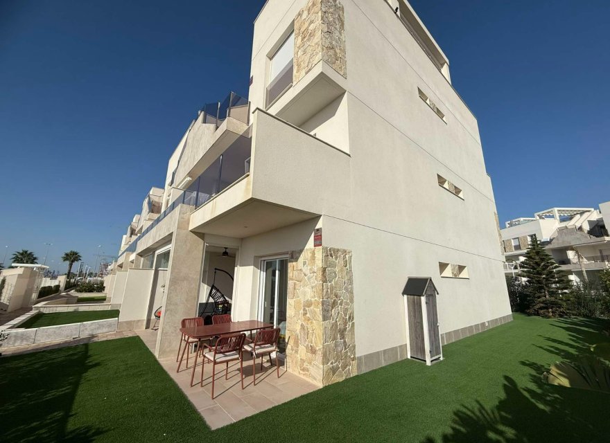 Resale - Apartment - Guardamar del Segura - El Raso