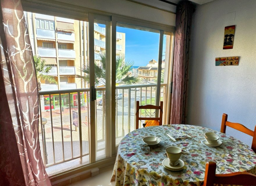 Resale - Apartment - Guardamar del Segura - Plaza Porticada