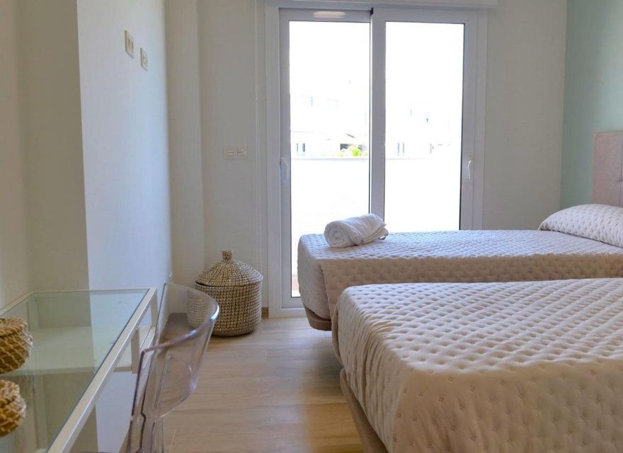 Resale - Apartment - Guardamar del Segura - Puerto