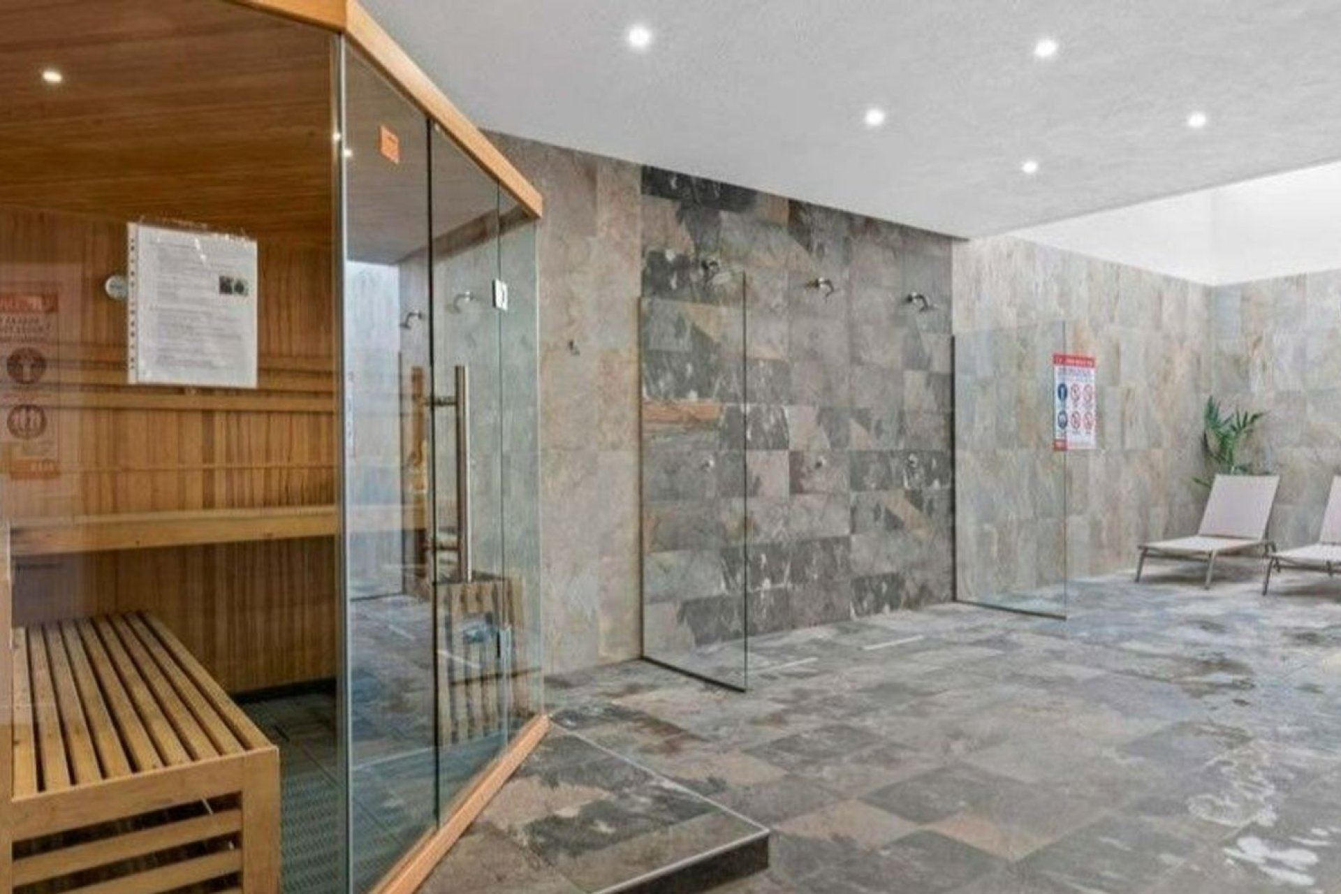 Resale - Apartment - Guardamar del Segura - Puerto