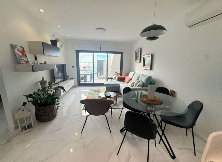 Resale - Apartment - Guardamar del Segura - Urbanizaciones