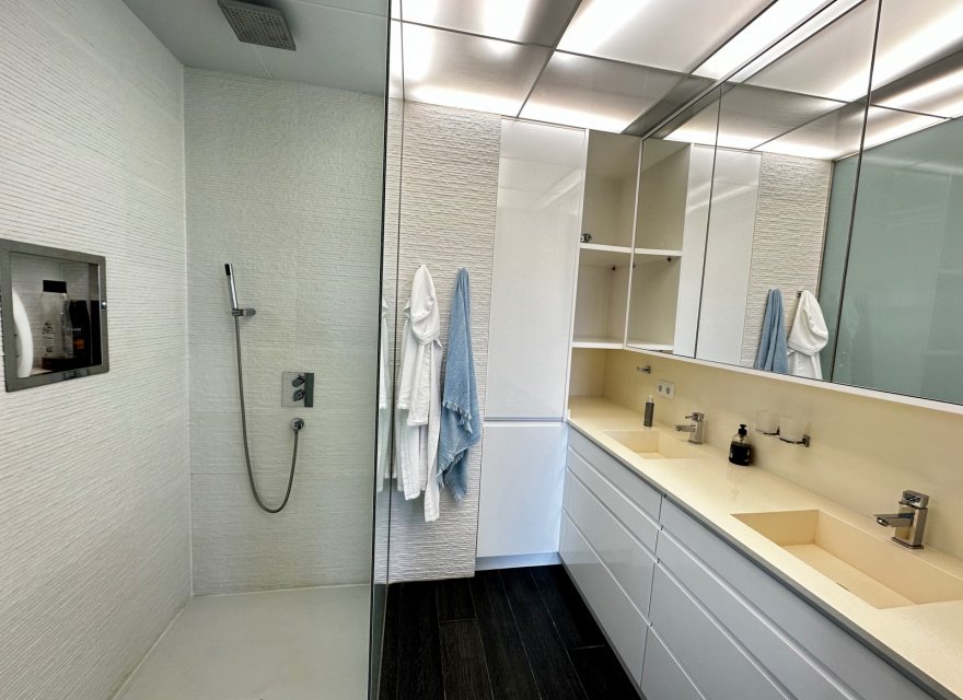 Resale - Apartment - Guardamar del Segura