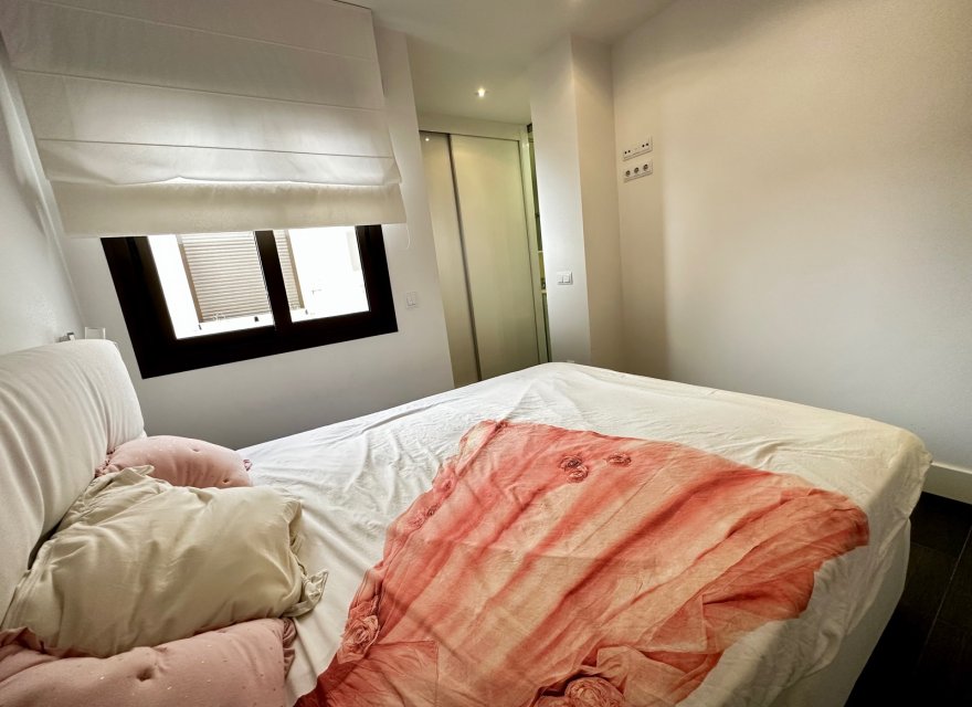 Resale - Apartment - Guardamar del Segura