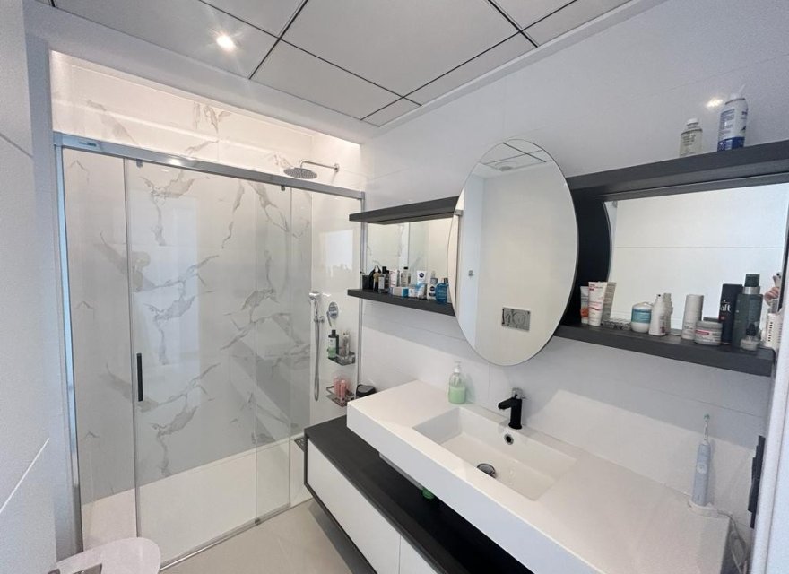 Resale - Apartment - Guardamar del Segura