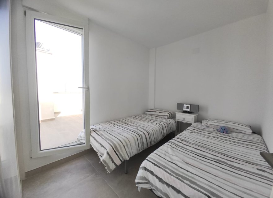 Resale - Apartment - Guardamar del Segura