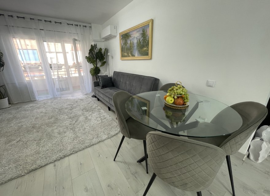 Resale - Apartment - Guardamar del Segura