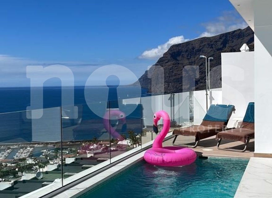 Resale - Apartment - Los Gigantes - Casa