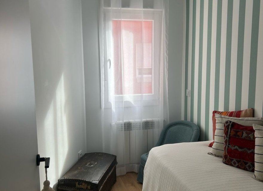 Resale - Apartment - Madrid - Barrio de Salamanca
