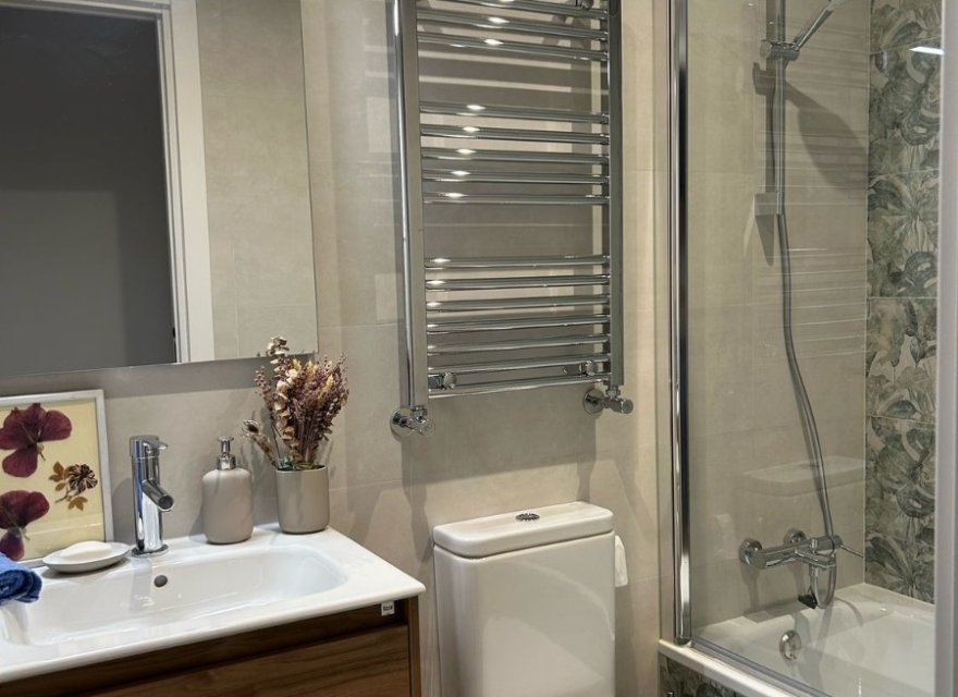 Resale - Apartment - Madrid - Barrio de Salamanca