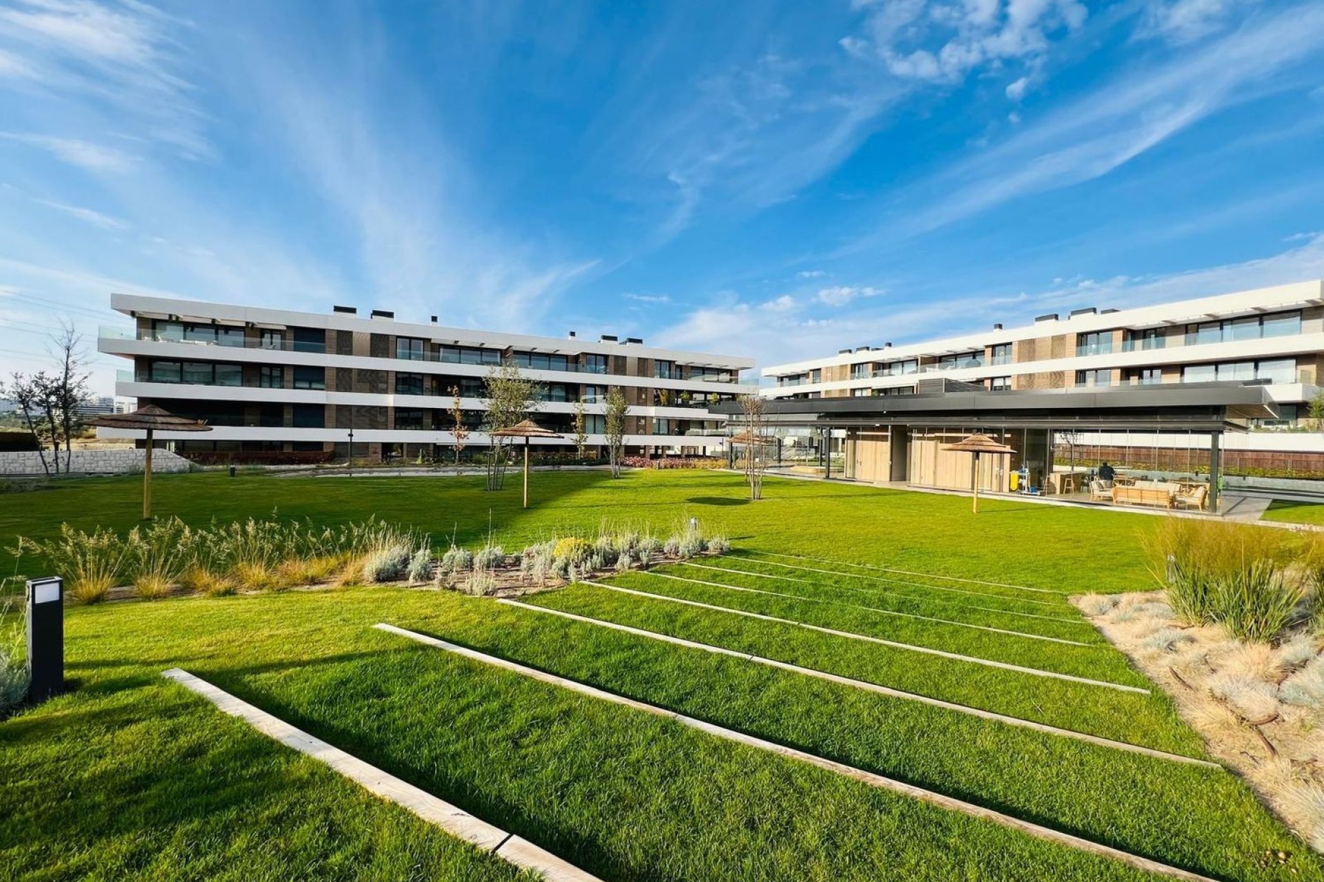 Resale - Apartment - Madrid - La Moraleja