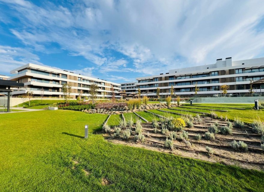 Resale - Apartment - Madrid - La Moraleja