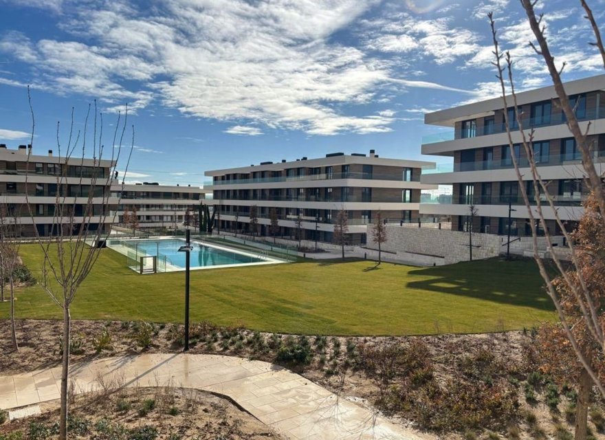 Resale - Apartment - Madrid - La Moraleja