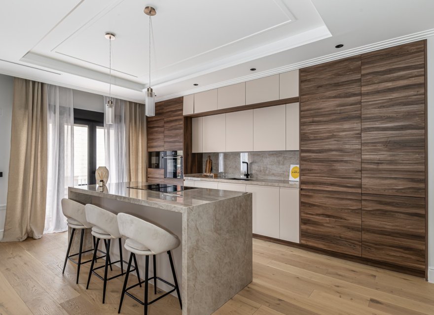 Resale - Apartment - Madrid