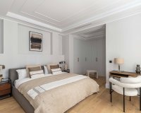 Resale - Apartment - Madrid