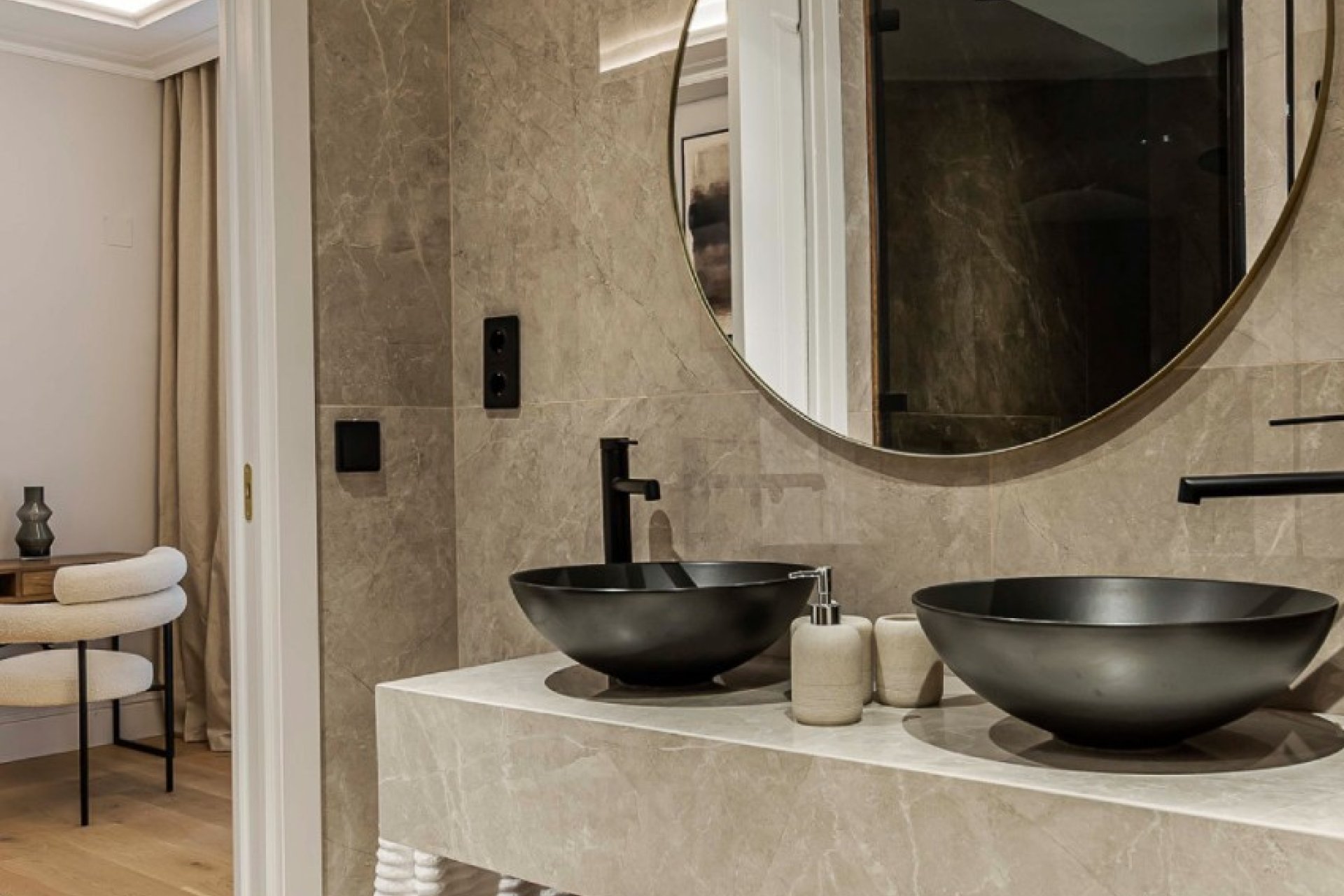 Resale - Apartment - Madrid