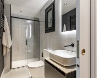 Resale - Apartment - Madrid