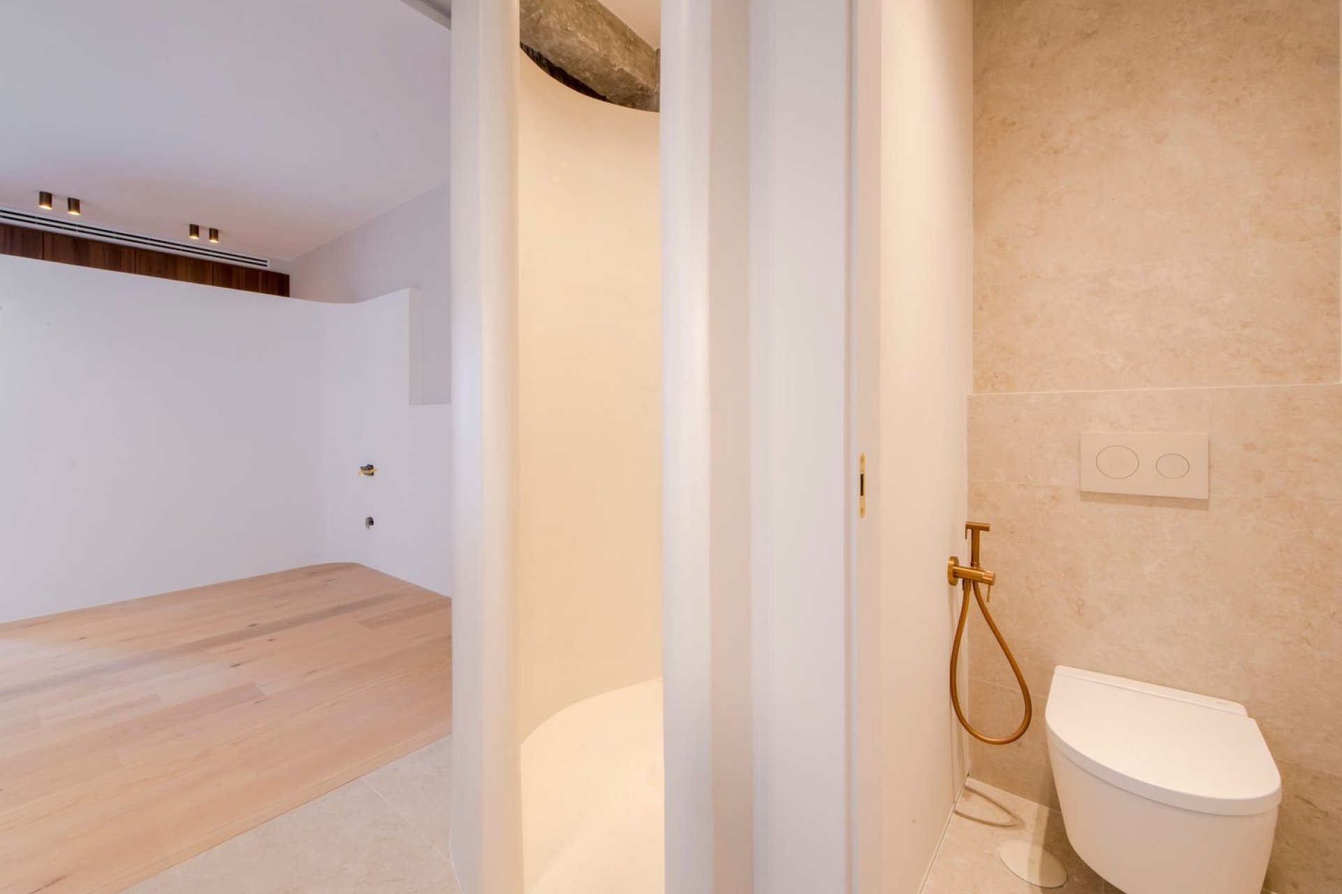 Resale - Apartment - Madrid