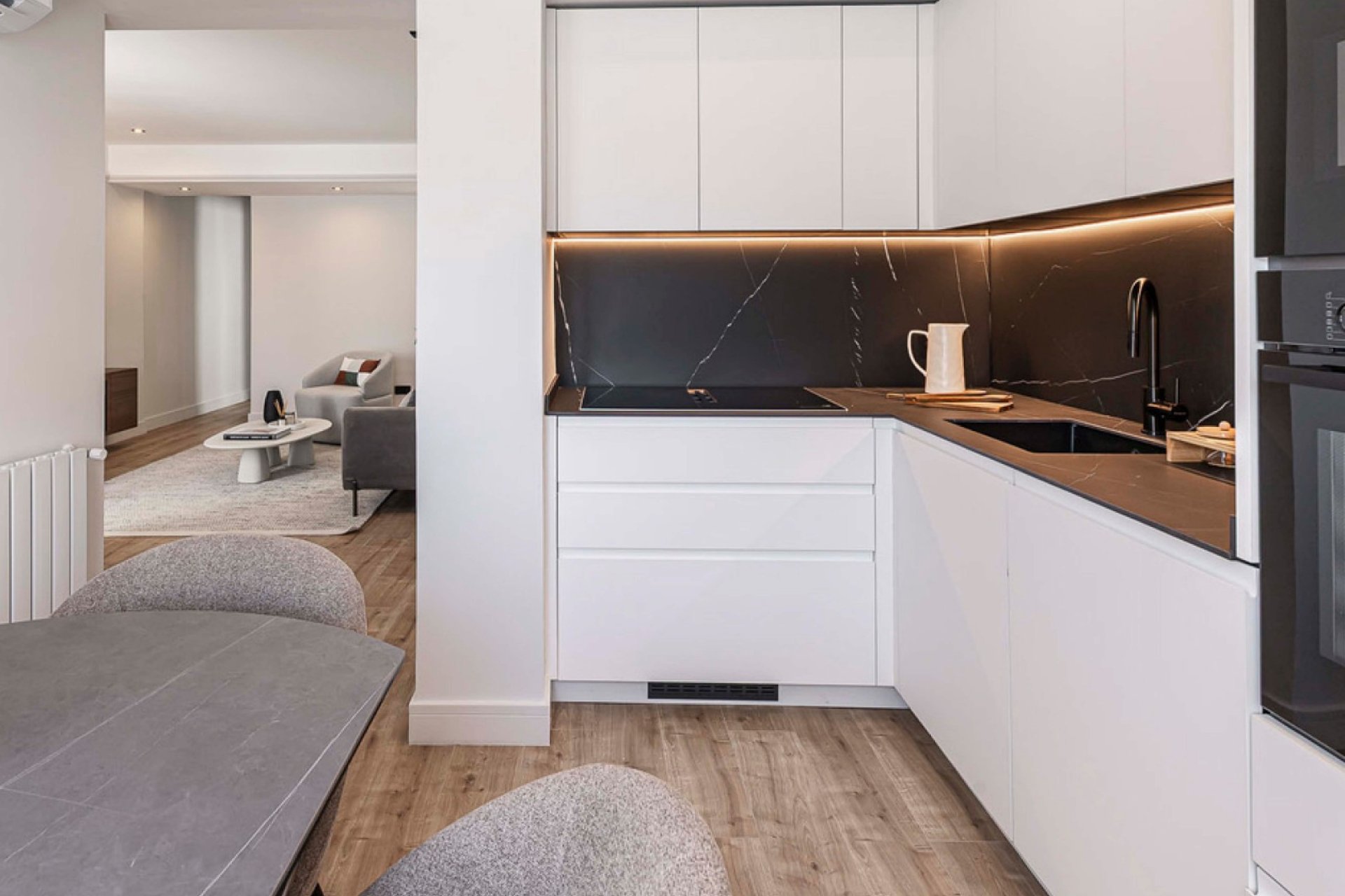 Resale - Apartment - Madrid