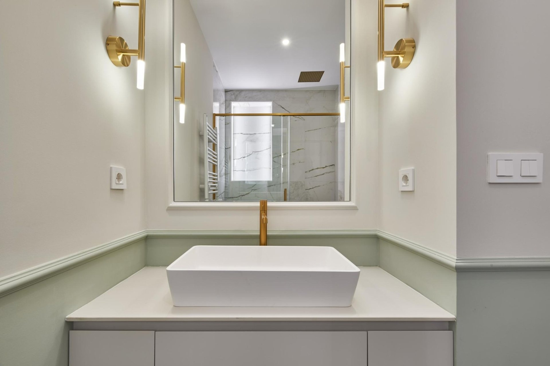 Resale - Apartment - Madrid