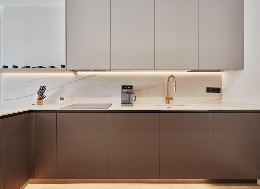 Resale - Apartment - Madrid