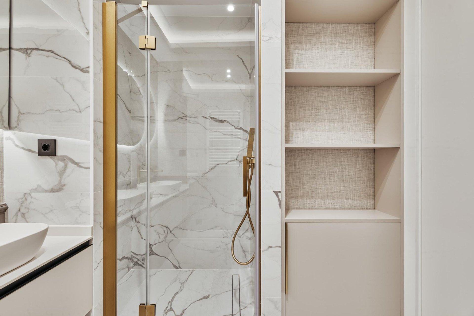 Resale - Apartment - Madrid