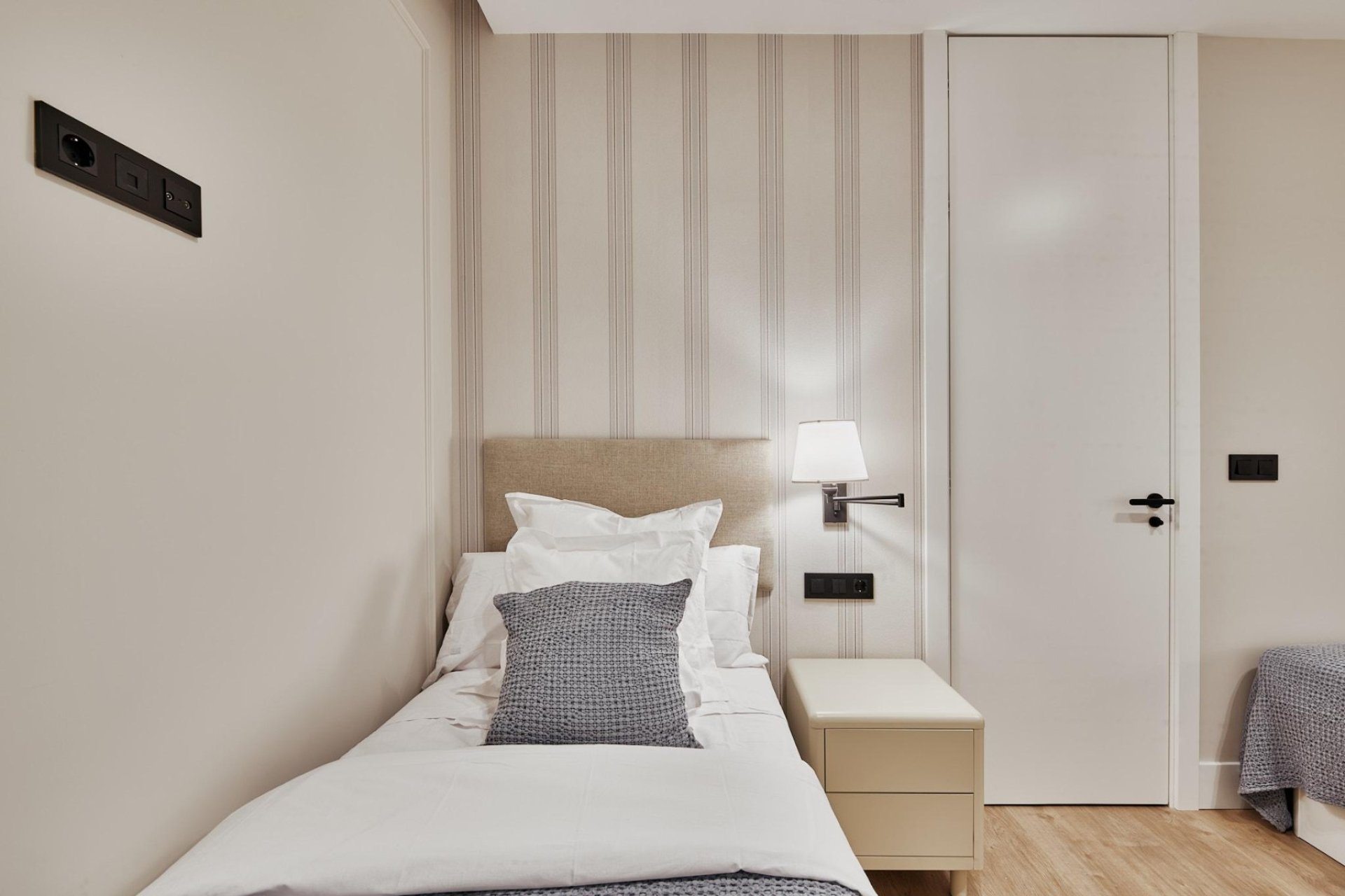 Resale - Apartment - Madrid