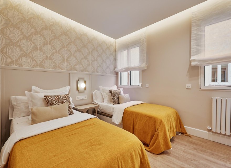 Resale - Apartment - Madrid