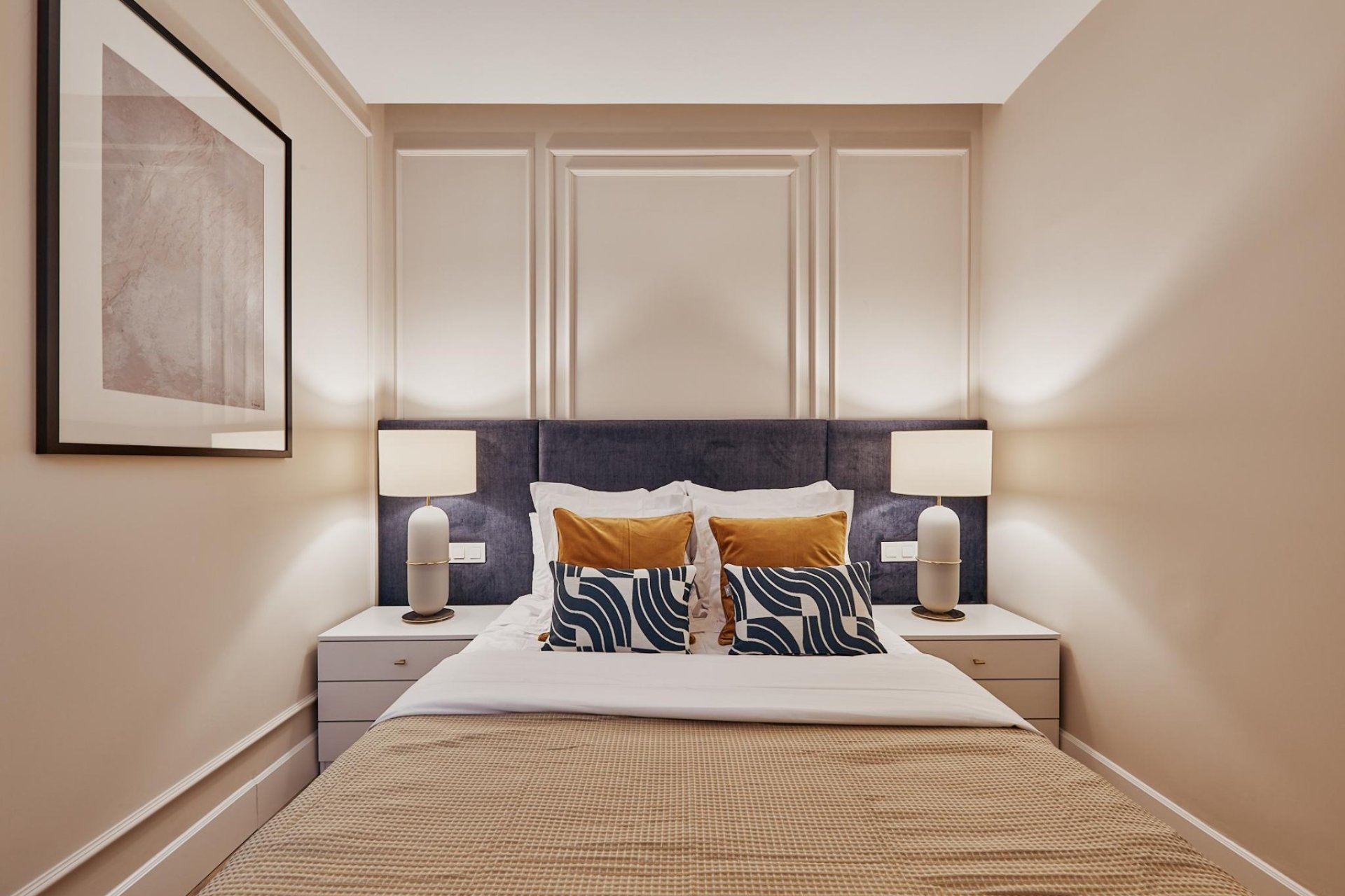 Resale - Apartment - Madrid