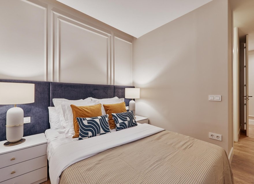 Resale - Apartment - Madrid