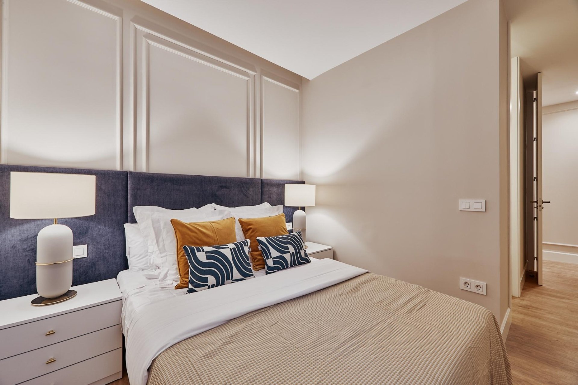 Resale - Apartment - Madrid