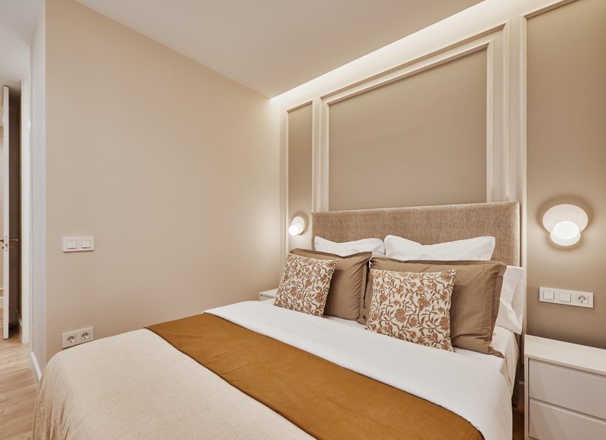 Resale - Apartment - Madrid