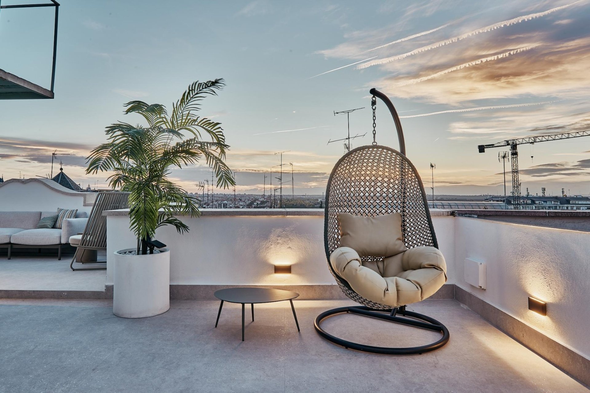 Resale - Apartment - Madrid