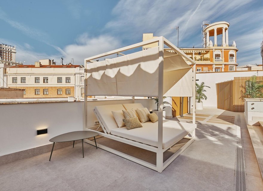 Resale - Apartment - Madrid