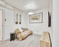 Resale - Apartment - Madrid