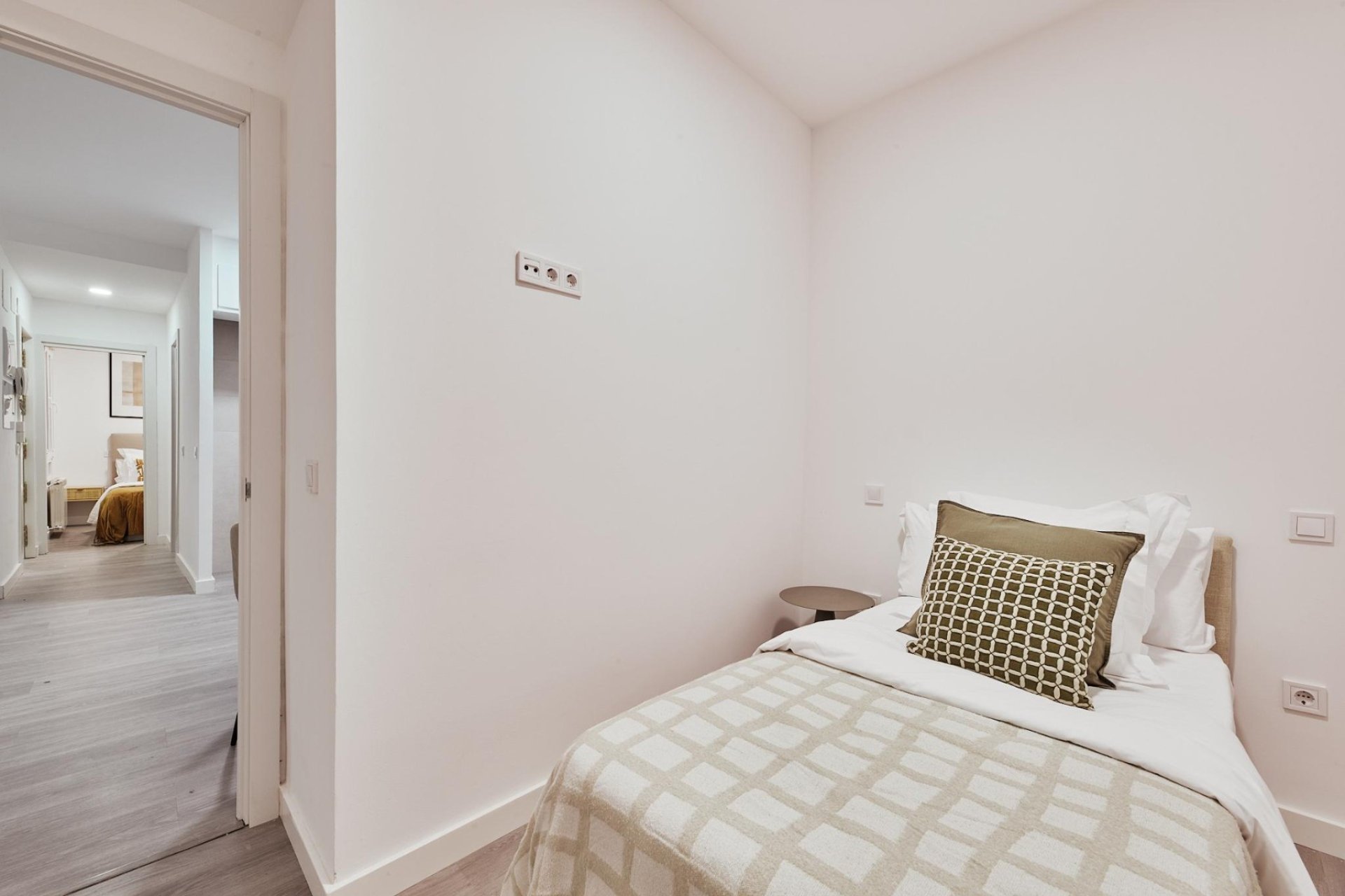 Resale - Apartment - Madrid