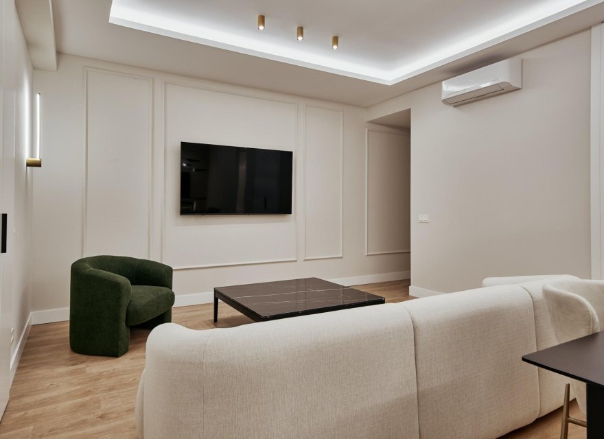Resale - Apartment - Madrid