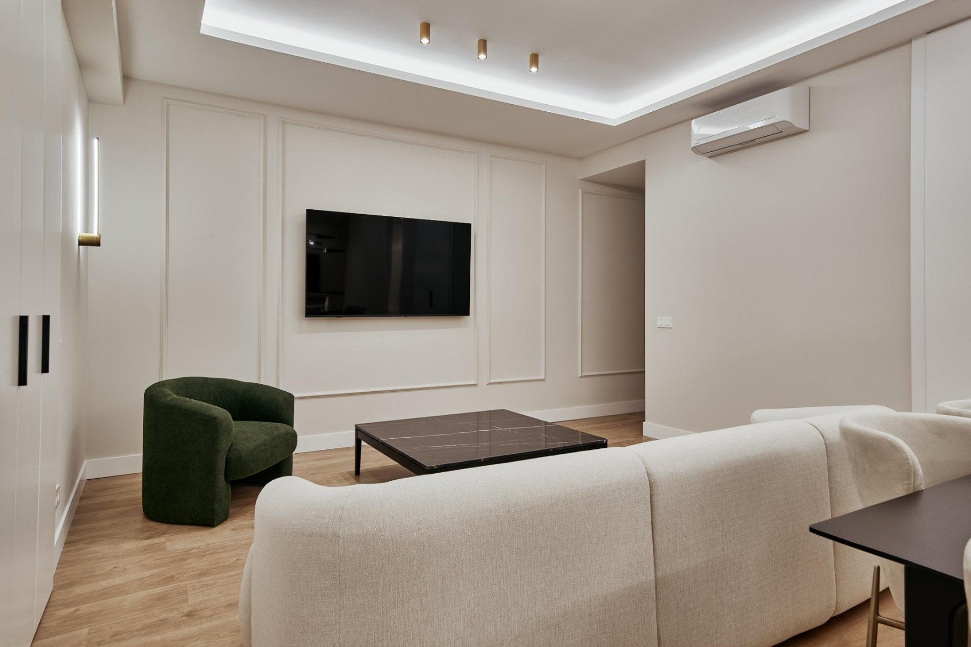 Resale - Apartment - Madrid