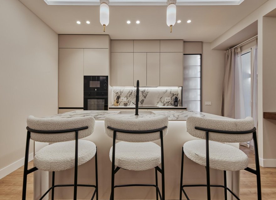 Resale - Apartment - Madrid