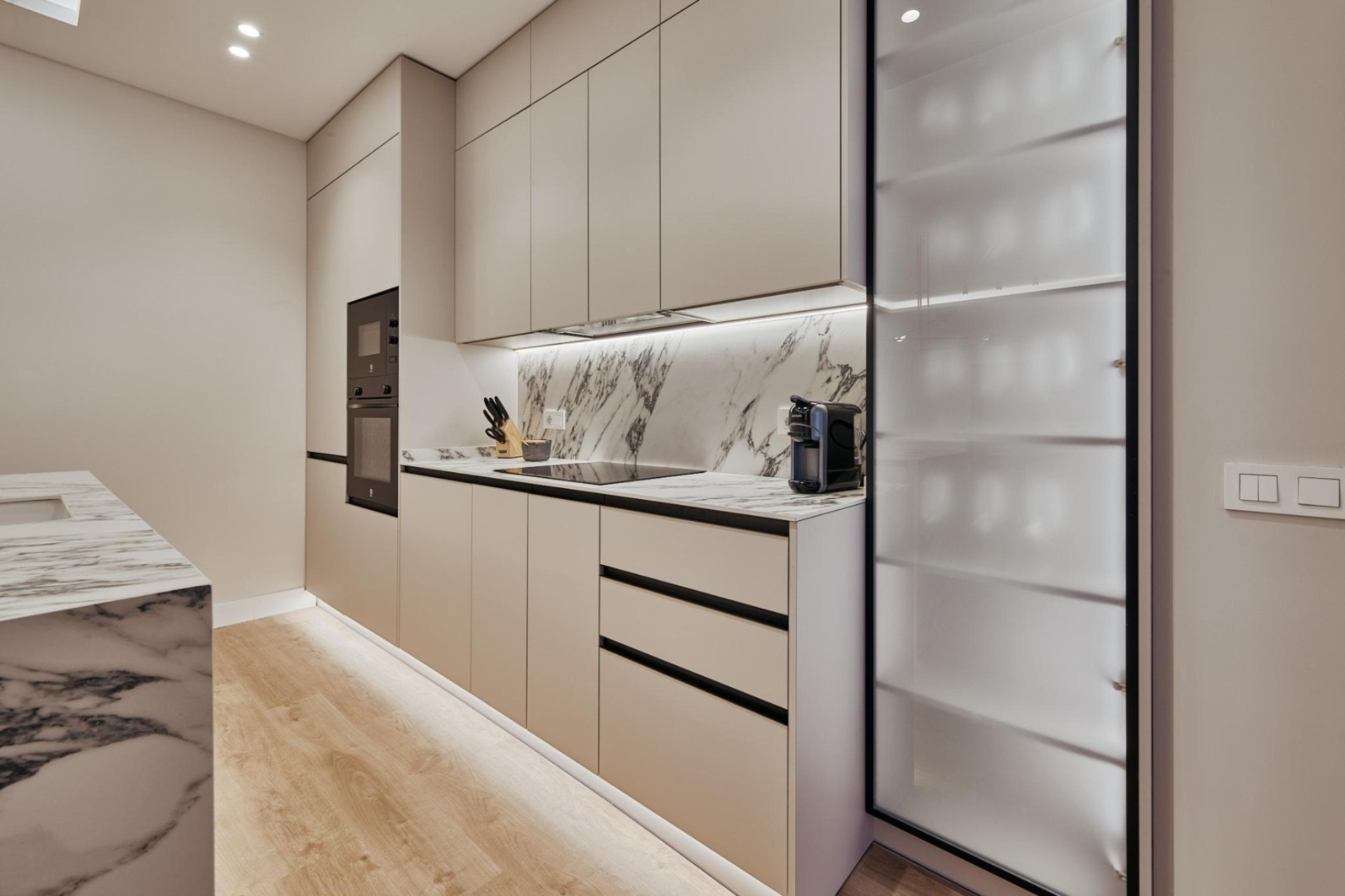 Resale - Apartment - Madrid