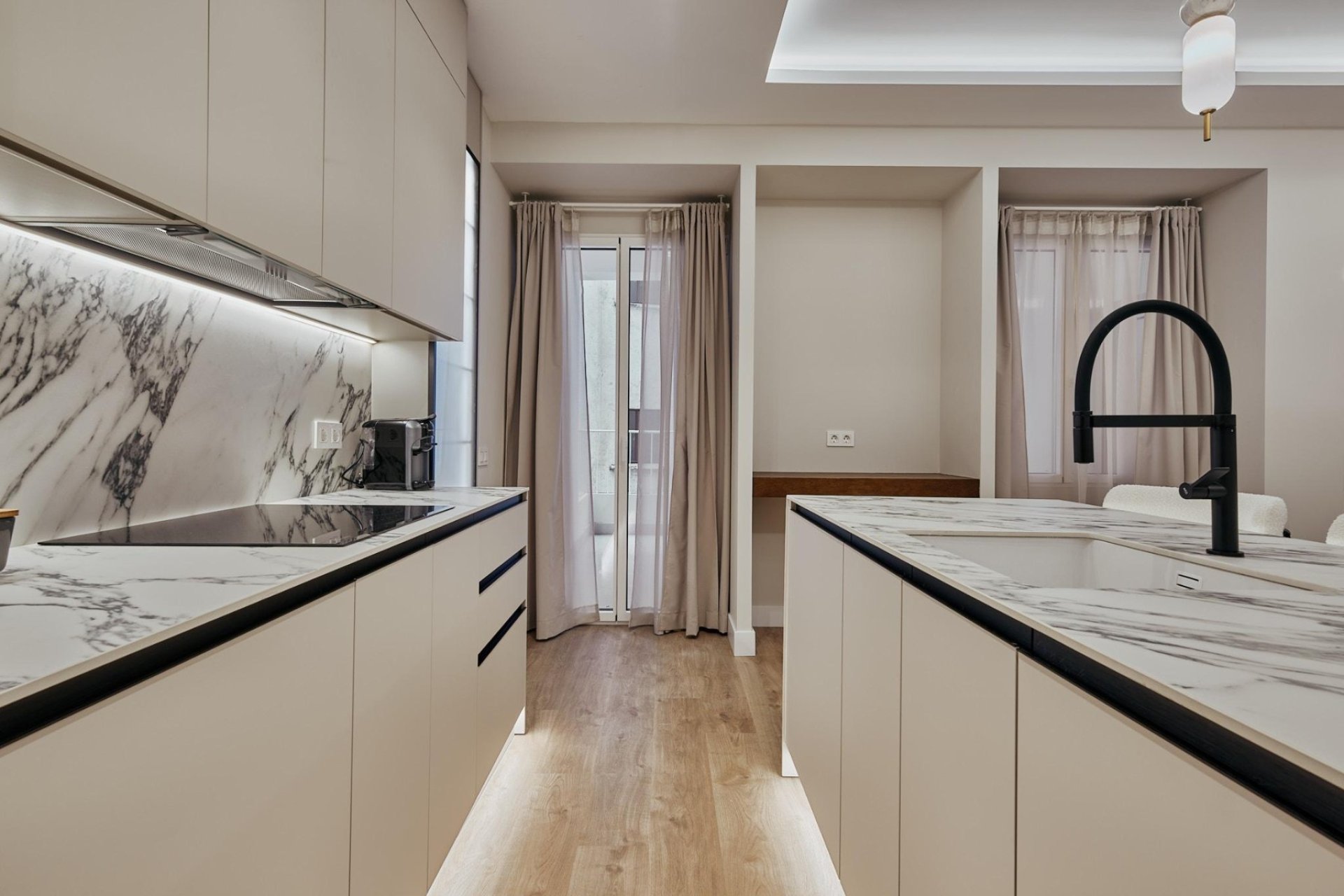 Resale - Apartment - Madrid