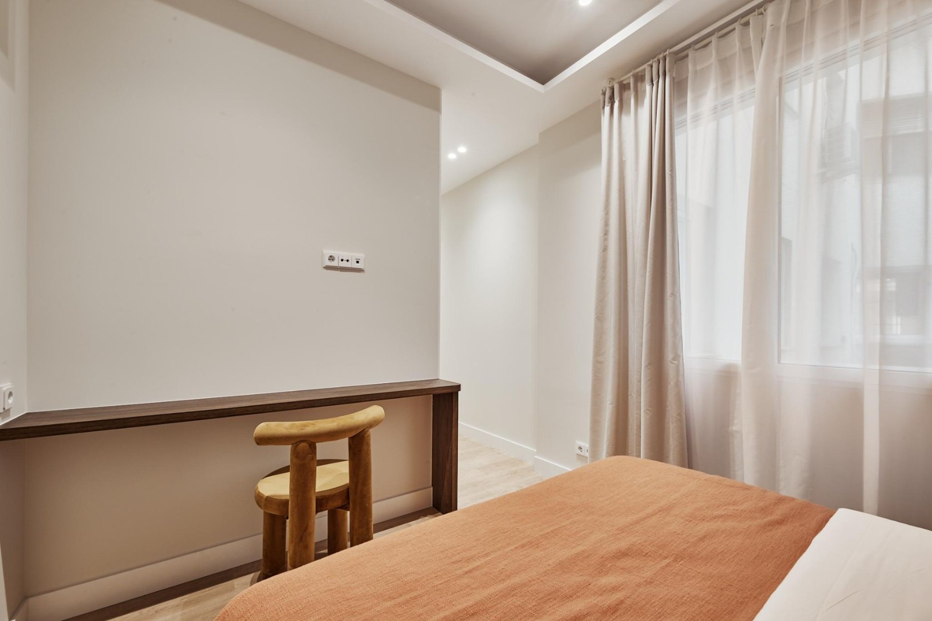 Resale - Apartment - Madrid