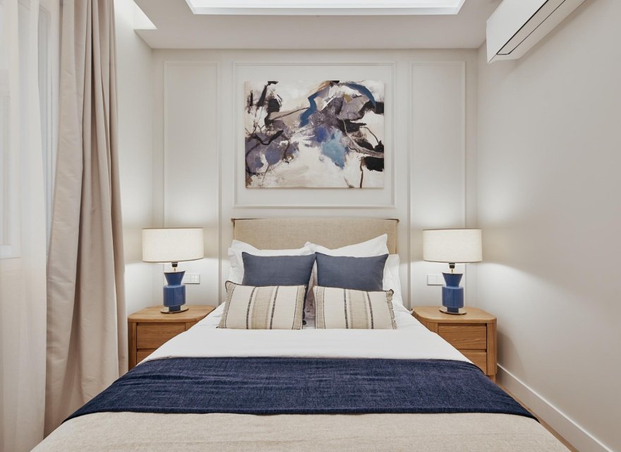 Resale - Apartment - Madrid