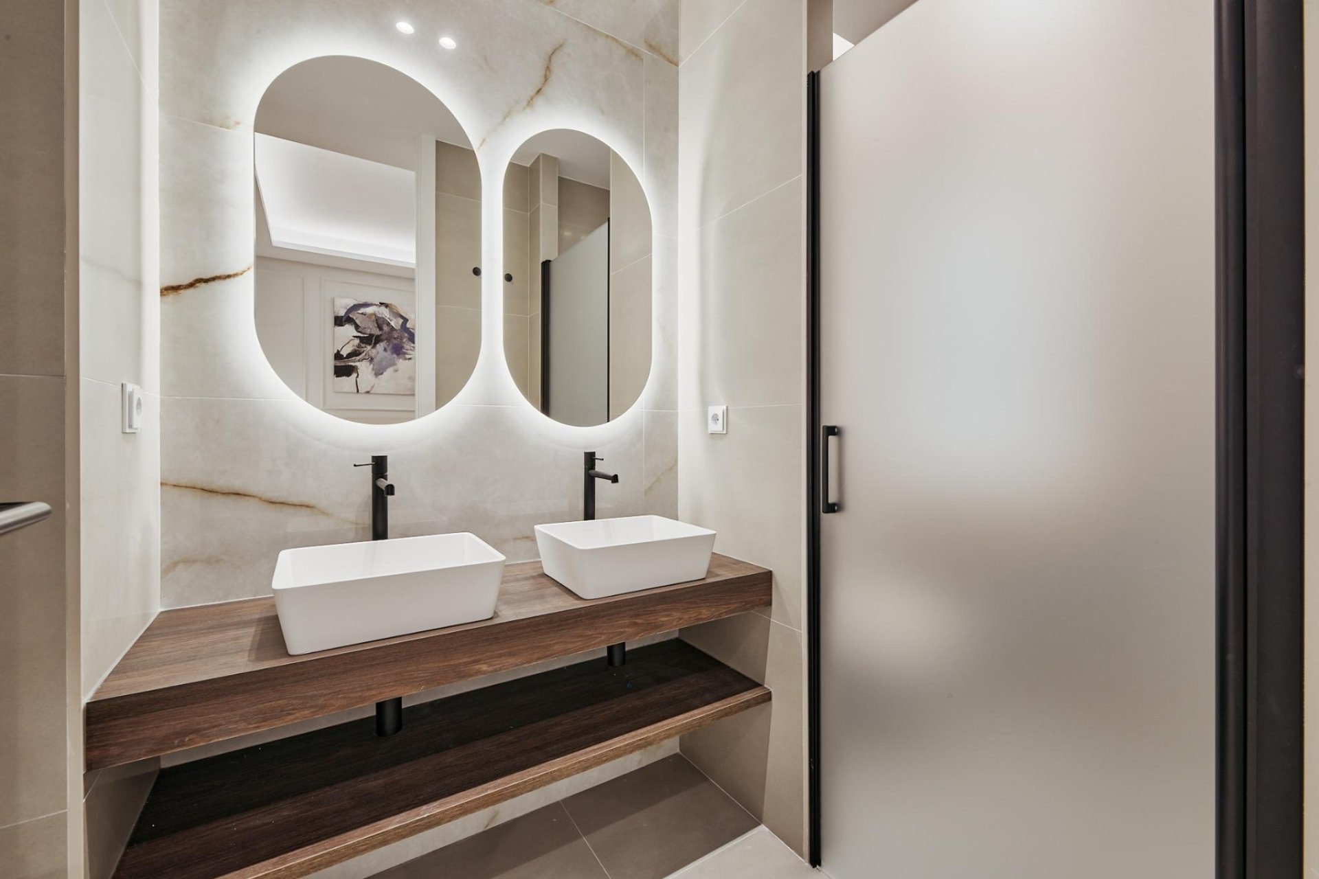 Resale - Apartment - Madrid