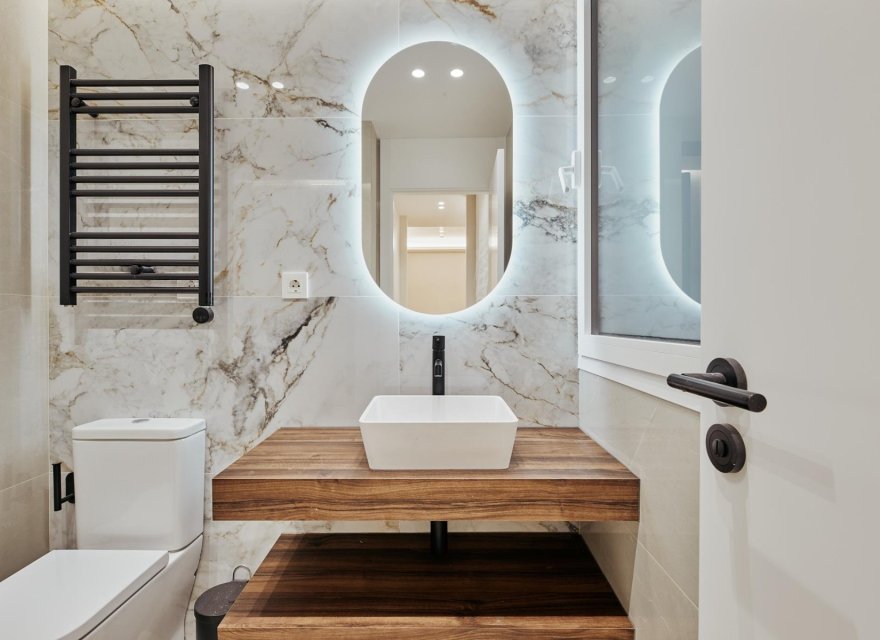 Resale - Apartment - Madrid