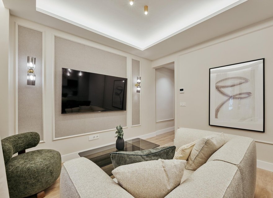 Resale - Apartment - Madrid