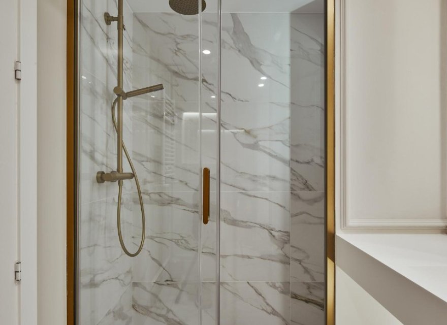 Resale - Apartment - Madrid