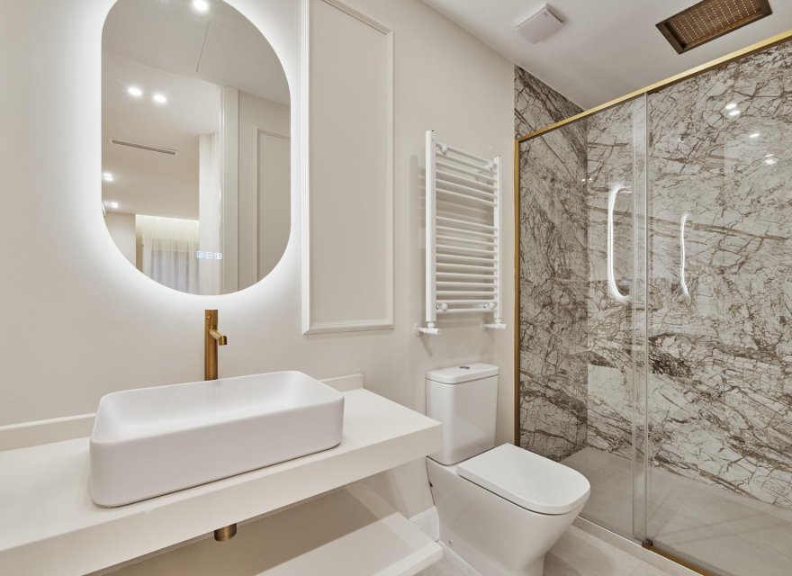 Resale - Apartment - Madrid