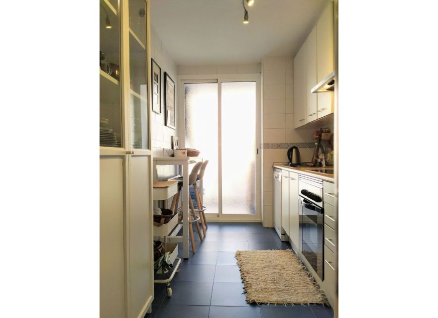Resale - Apartment - Madrid